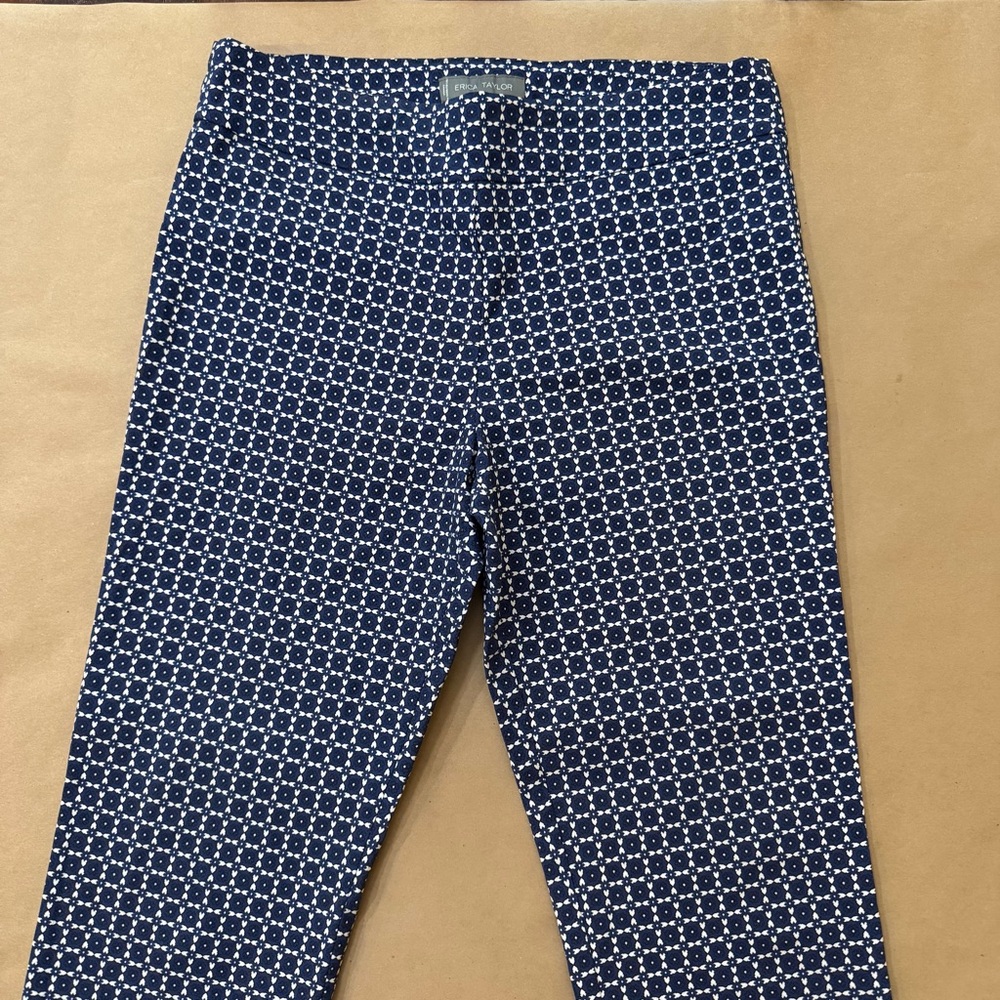 Erica Taylor Blue and White Patterned Pull Up Pants